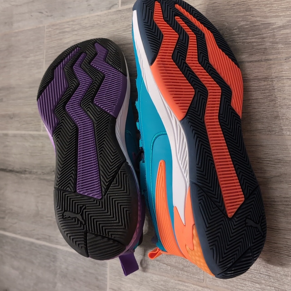 Puma Men's Blue and Orange Basketball Sneakers - Picture 4 of 6